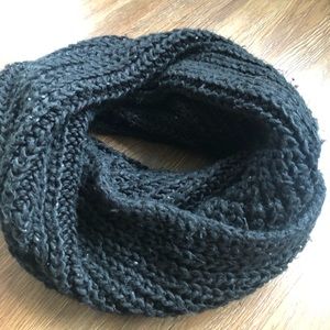 Knit circle scarf
